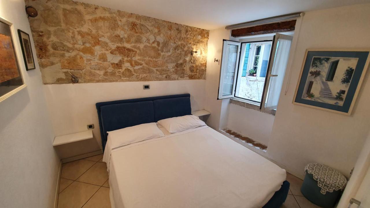 Apartments Villa Ernesta 로비니 외부 사진