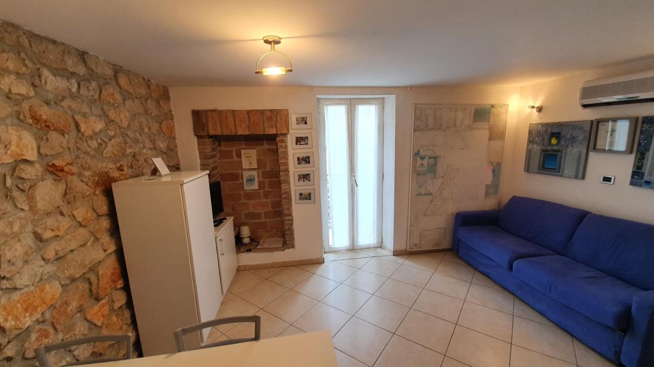 Apartments Villa Ernesta 로비니 외부 사진