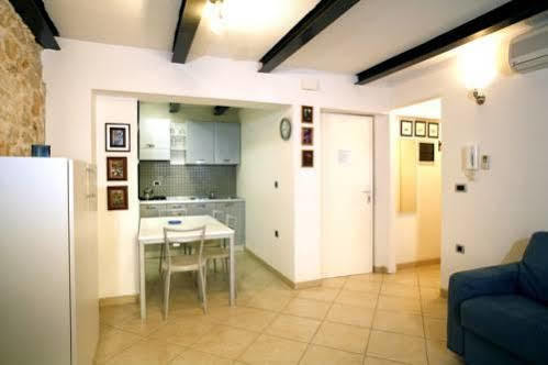 Apartments Villa Ernesta 로비니 외부 사진